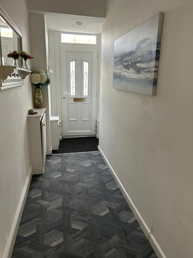 Light And Spacious Highcross Apartment Poulton-le-Fylde エクステリア 写真