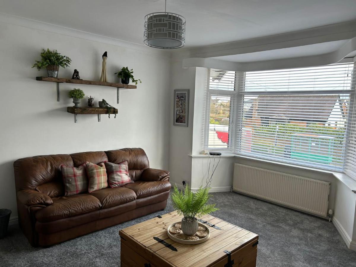 Light And Spacious Highcross Apartment Poulton-le-Fylde エクステリア 写真