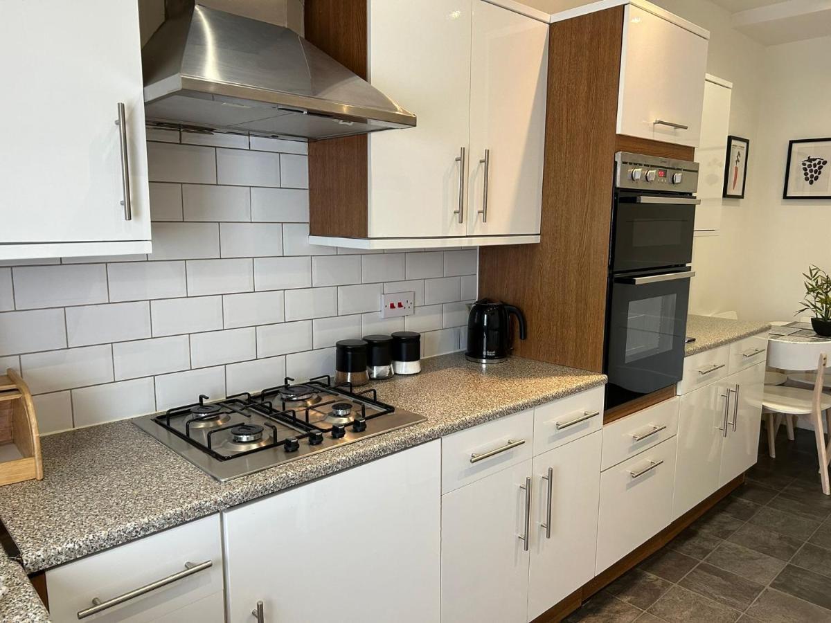 Light And Spacious Highcross Apartment Poulton-le-Fylde エクステリア 写真
