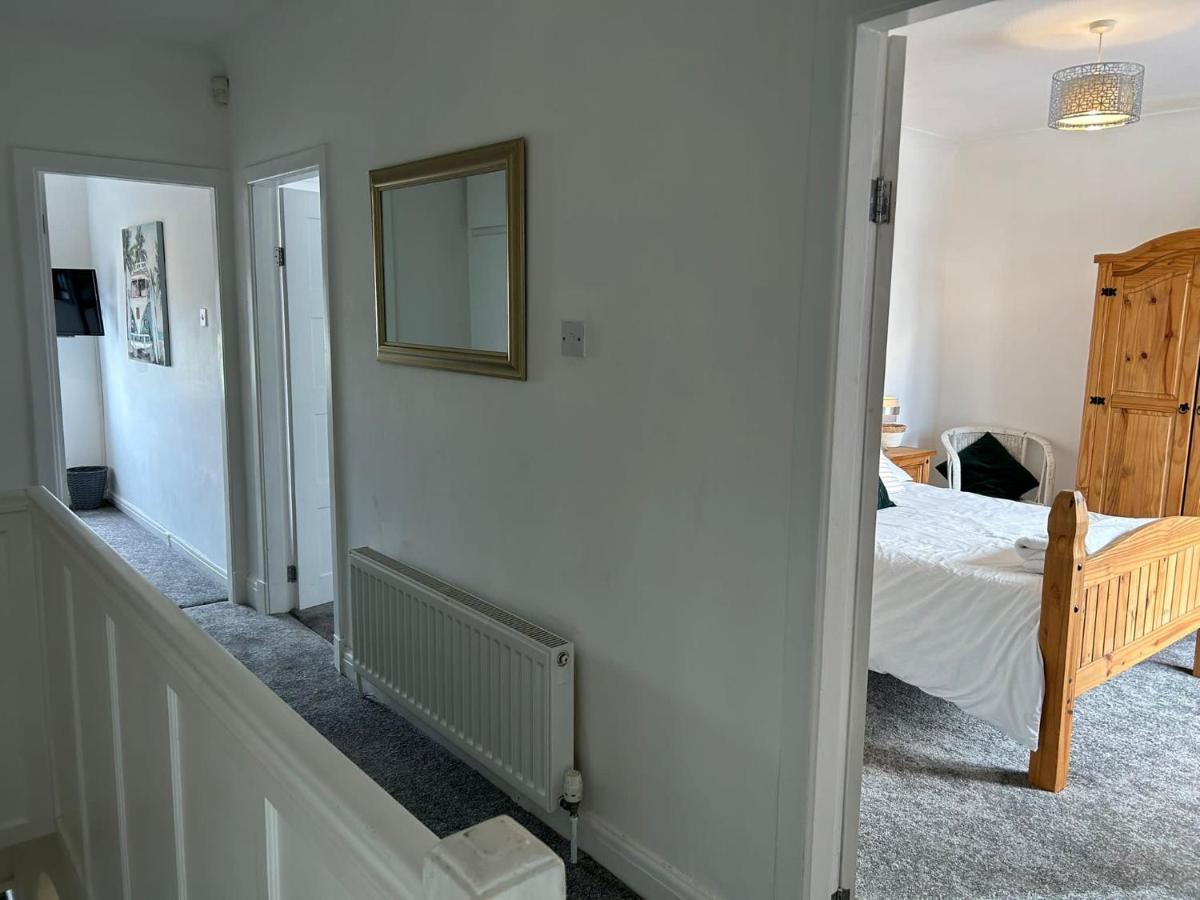 Light And Spacious Highcross Apartment Poulton-le-Fylde エクステリア 写真